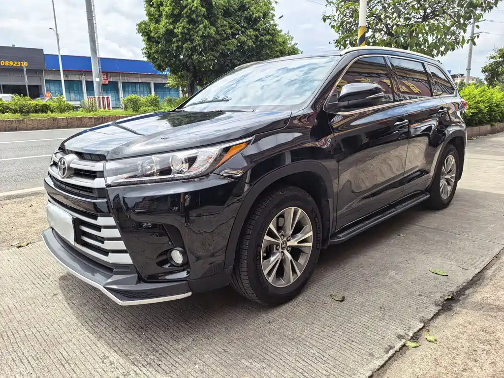 Toyota Highlander 2022