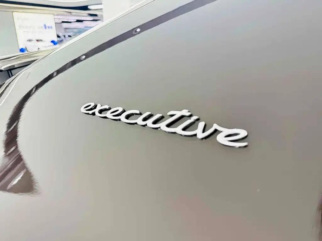 Porsche Panamera — миниатюра 23