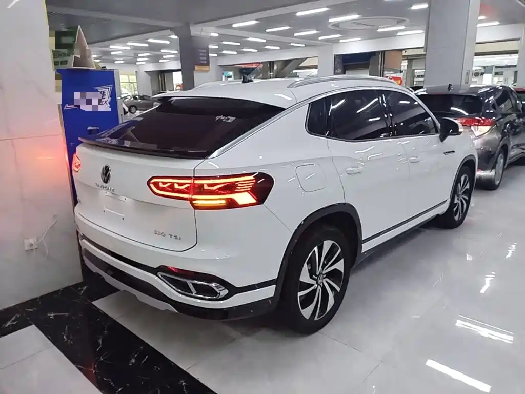 Volkswagen TayronX X 2020 330TSI Luxury Smart Connect