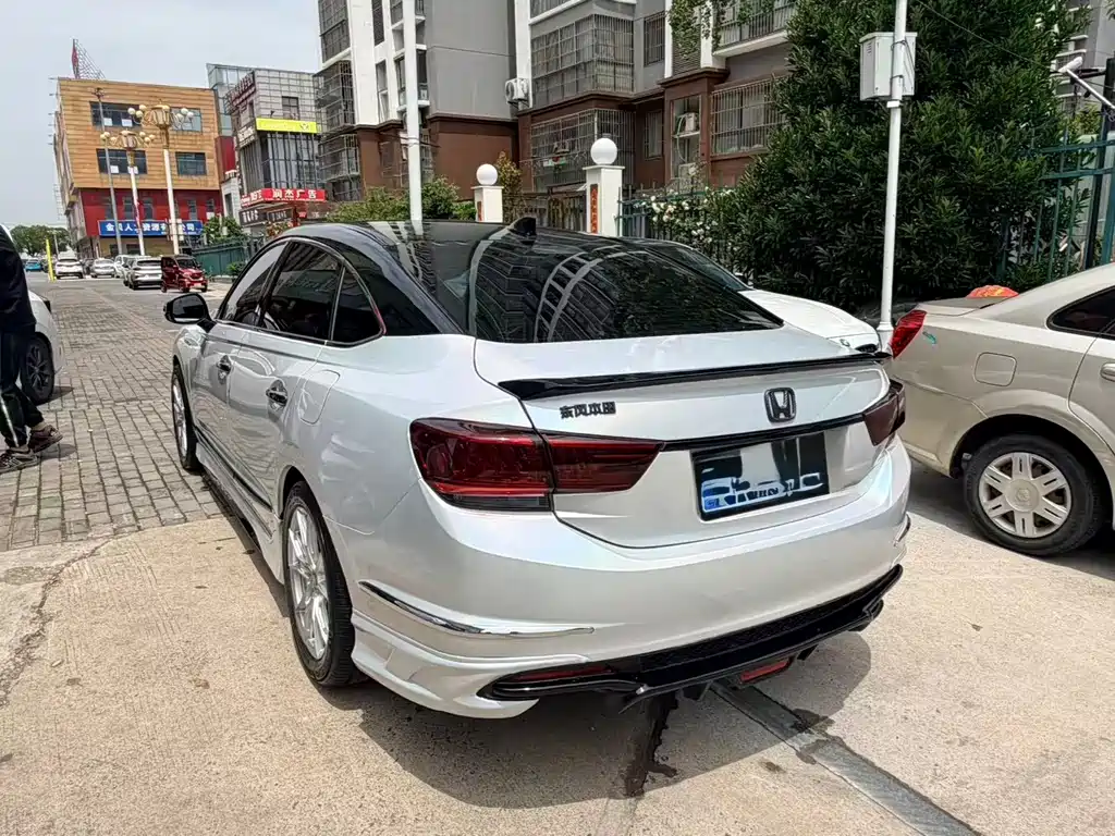Honda Spirior 2017 2.0L