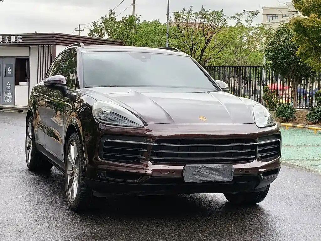 Porsche Cayenne — миниатюра 3