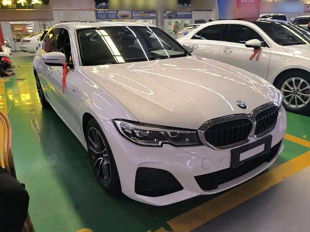 BMW 3 Series — миниатюра 4