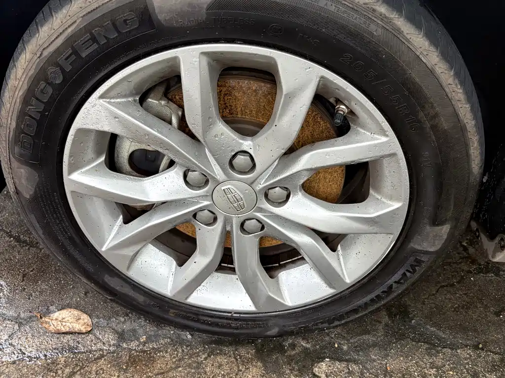 Geely Emgrand GL — миниатюра 4