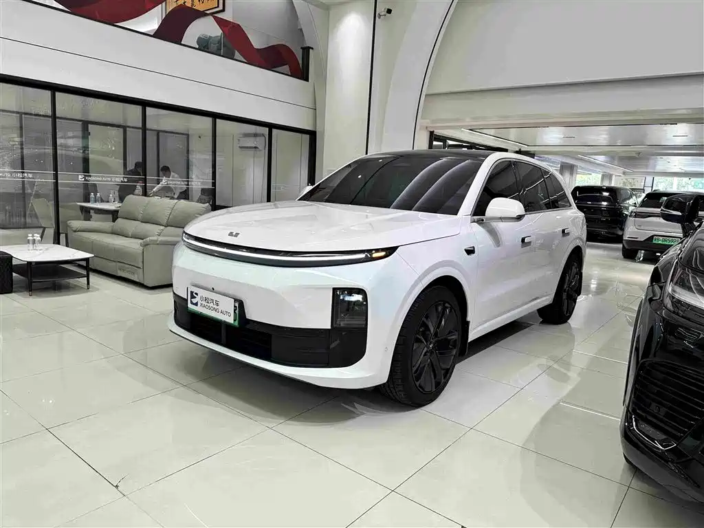 Li Auto L6
