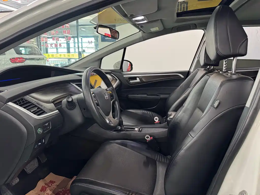 Honda Jade 1.8L Auto Comfort Edition 5 seats, фото 4