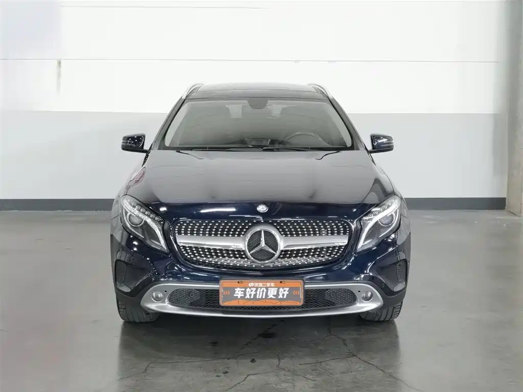 Mercedes-Benz GLA 2015 GLA 220 4MATIC Fashion