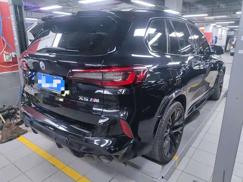 BMW X5 M — миниатюра 2