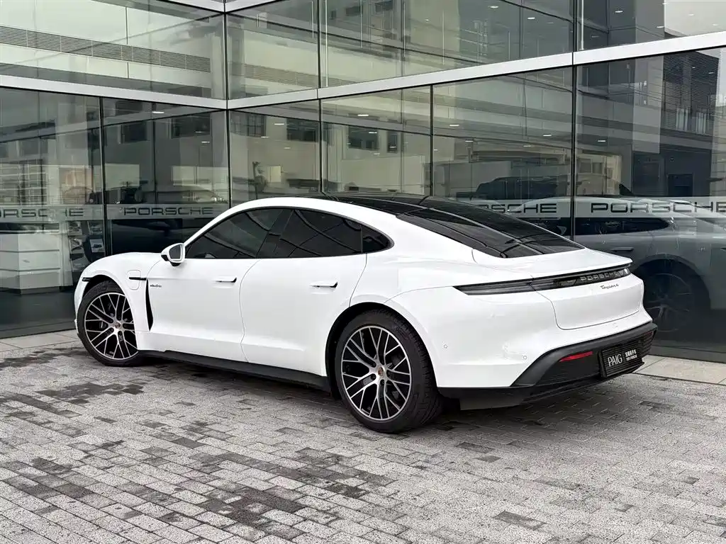 Porsche Taycan 2024 Taycan 4