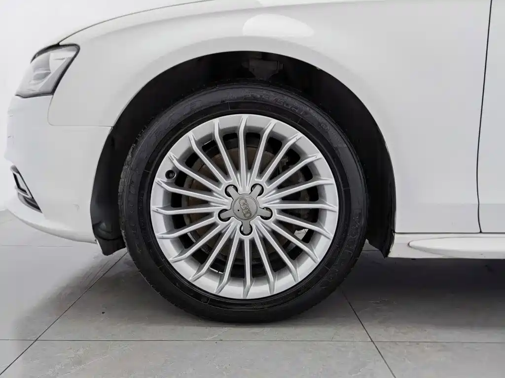 Audi A4L — миниатюра 17