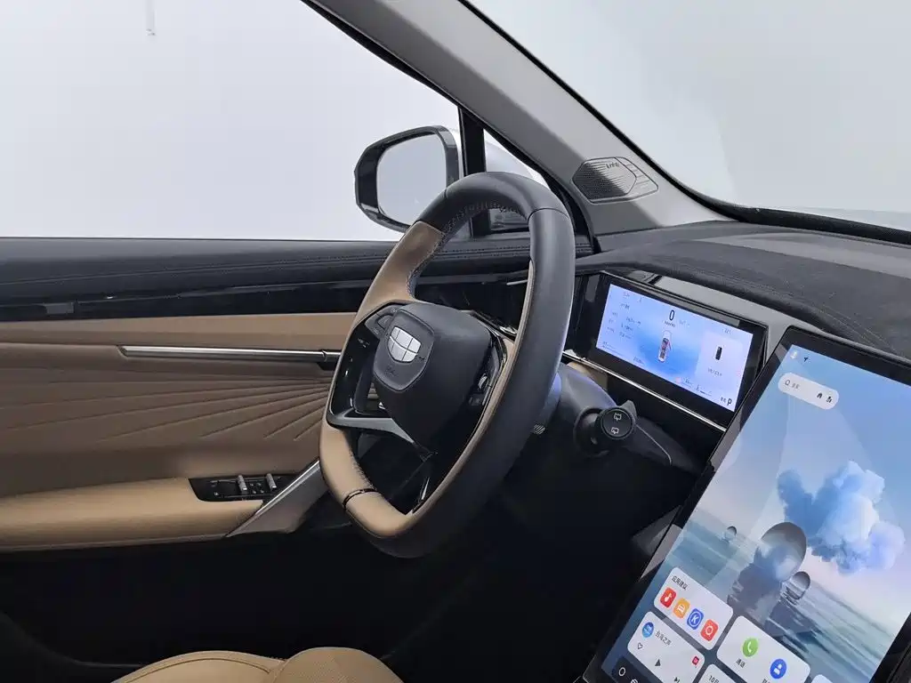 Geely Boyue L — миниатюра 22