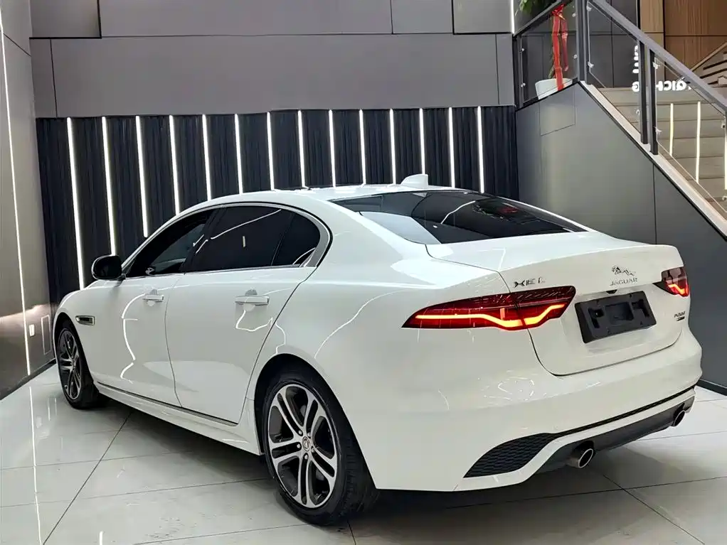 Jaguar XEL 2020 2.0T 200PS R-DYNAMIC S Sport