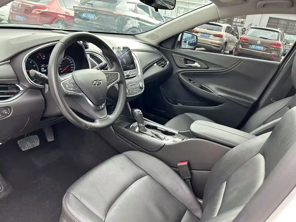 Chevrolet Malibu XL — миниатюра 13