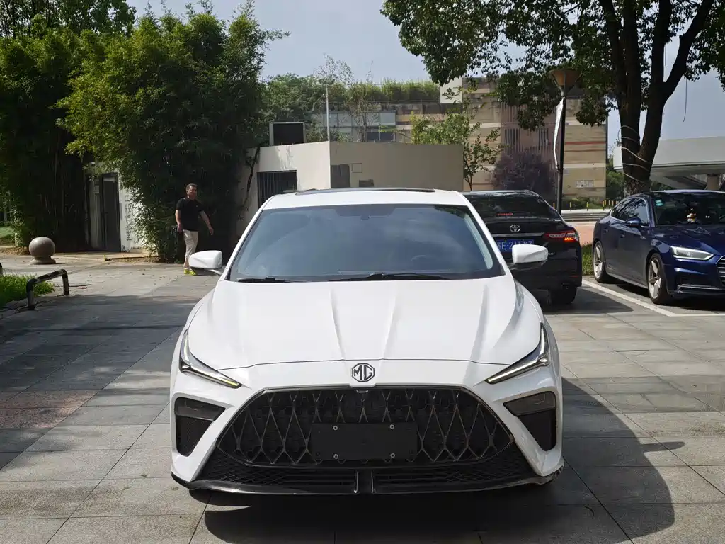 MG 5 2022 1.5T Luxury