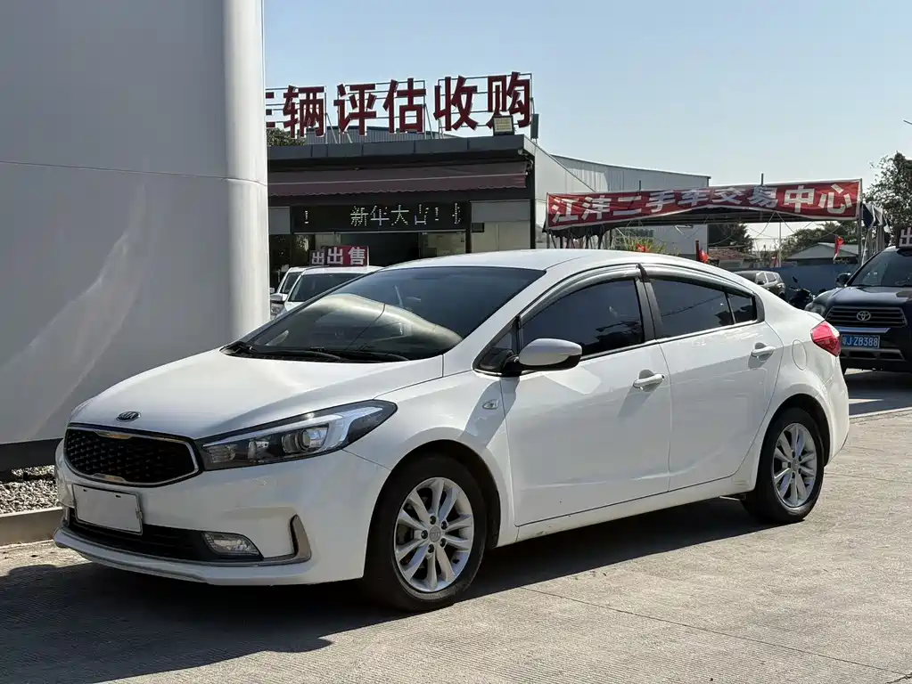 KIA K3