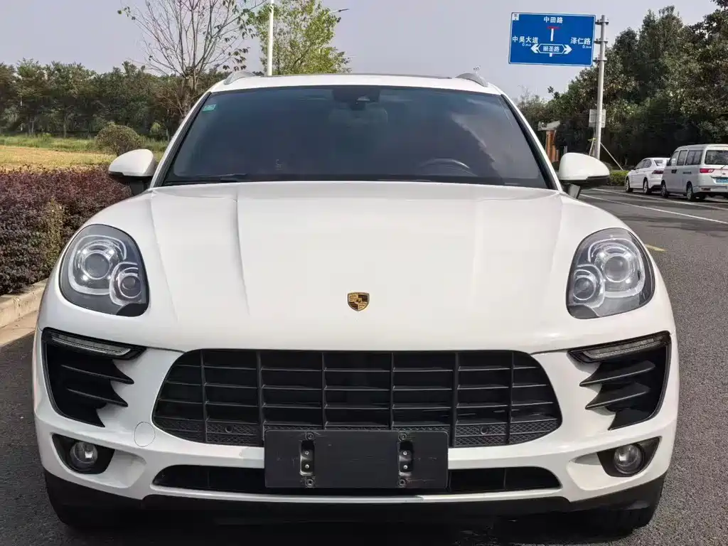 Porsche Macan 2016