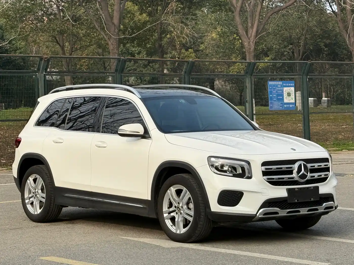Mercedes-Benz GLB