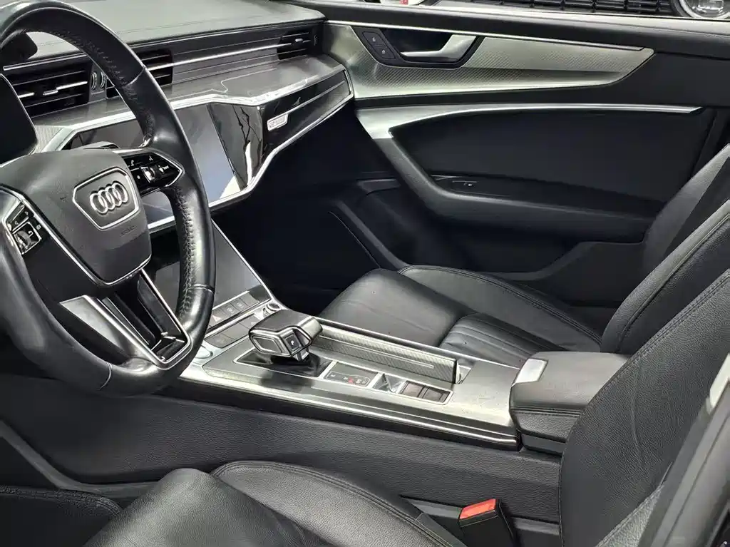 Audi A6L 2019 40 TFSI Luxury