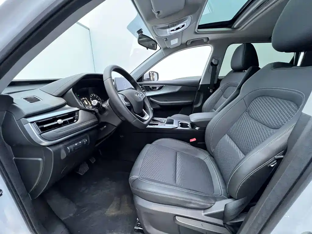 Chery Tiggo 5x 1.5L CVT New Dynamic Edition, фото 10