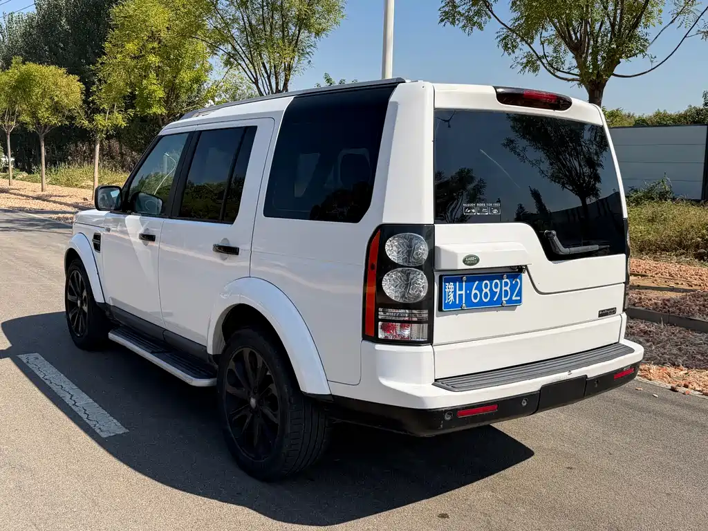 Land Rover Discovery — миниатюра 4