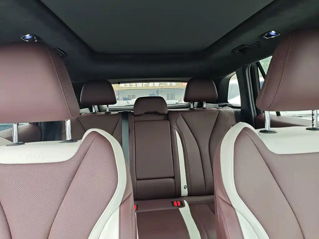 Geely Xingyue L — миниатюра 11
