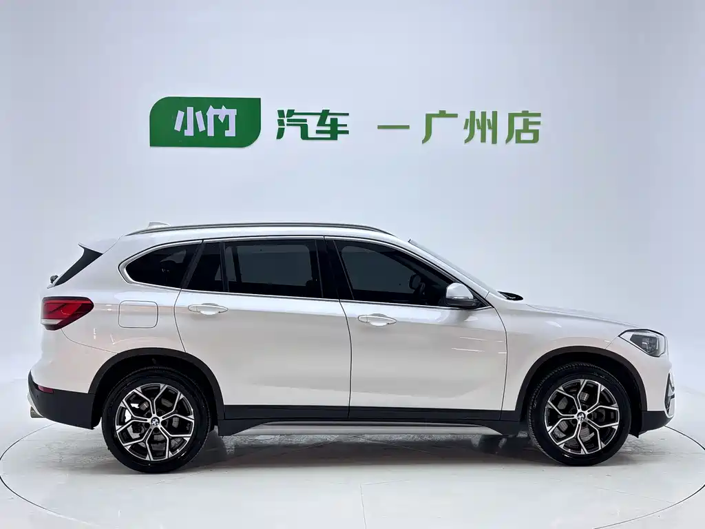 BMW X1 2022 sDrive20Li Premium