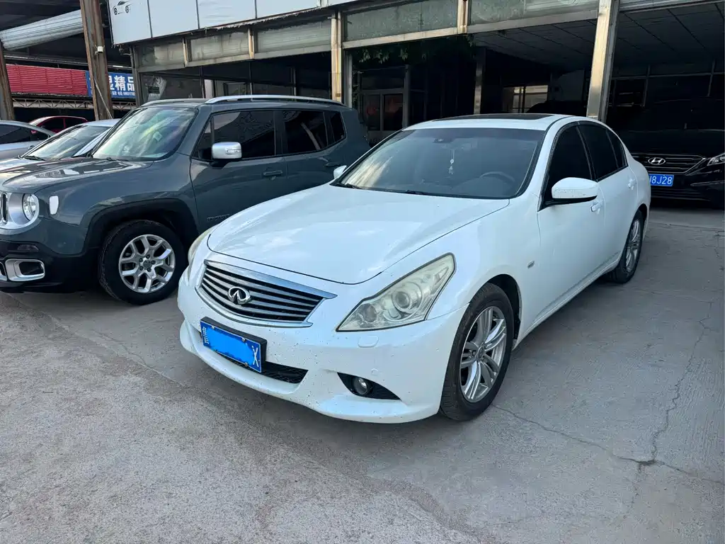 Infiniti G 2014