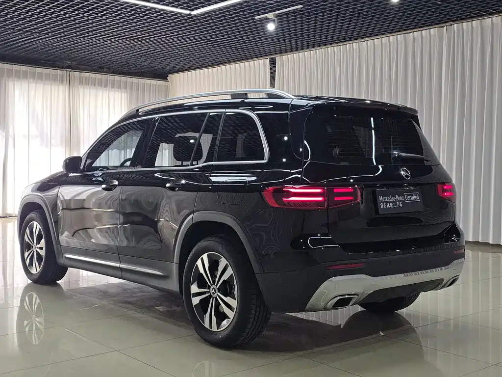 Mercedes-Benz GLB — миниатюра 7