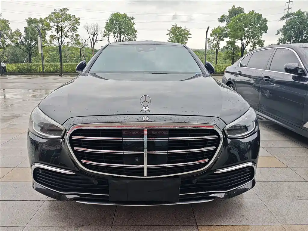 Mercedes-Benz S-Class — миниатюра 11