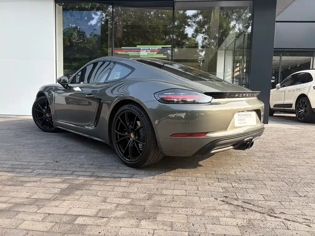 Porsche 718 2020 Cayman 2.0T