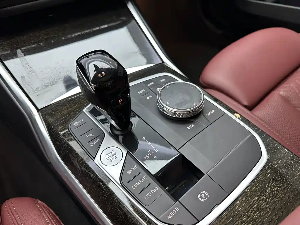 BMW 3 Series — миниатюра 18