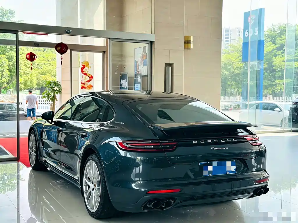Porsche Panamera — миниатюра 7