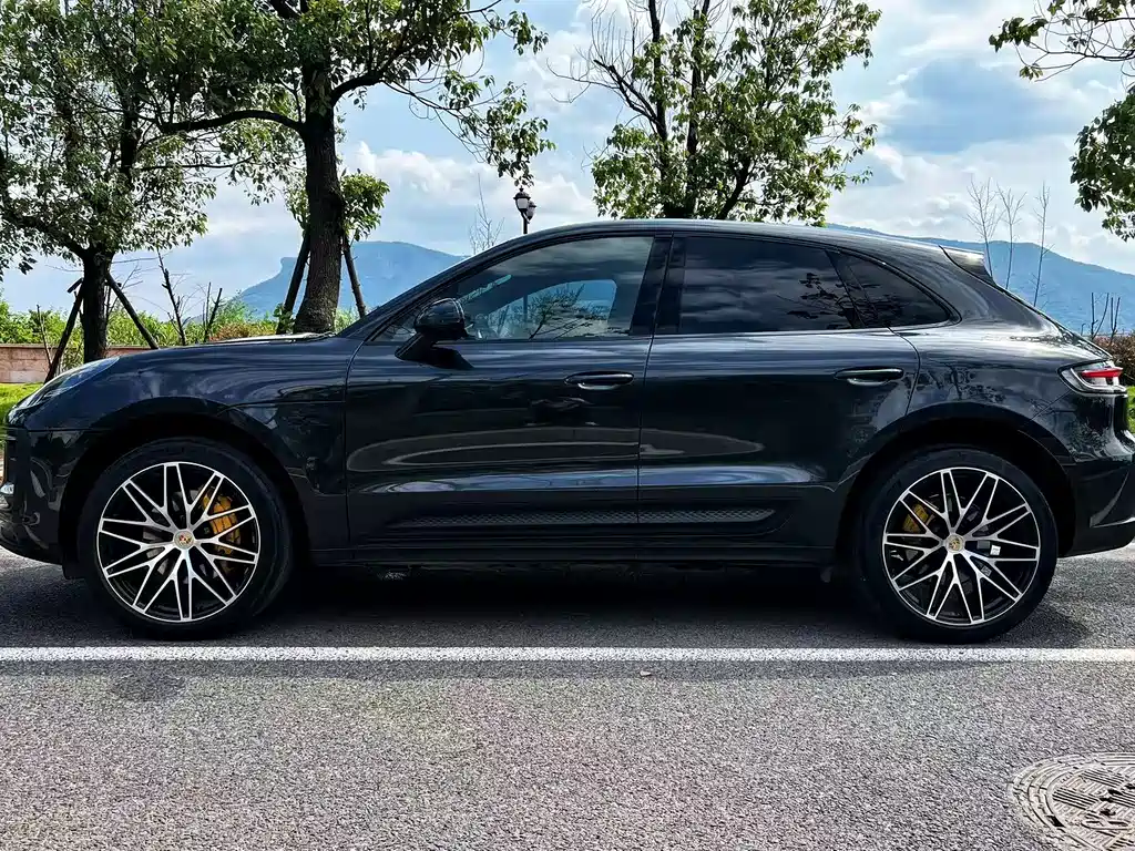 Porsche Macan — миниатюра 5
