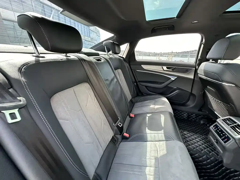 Audi A6L — миниатюра 36
