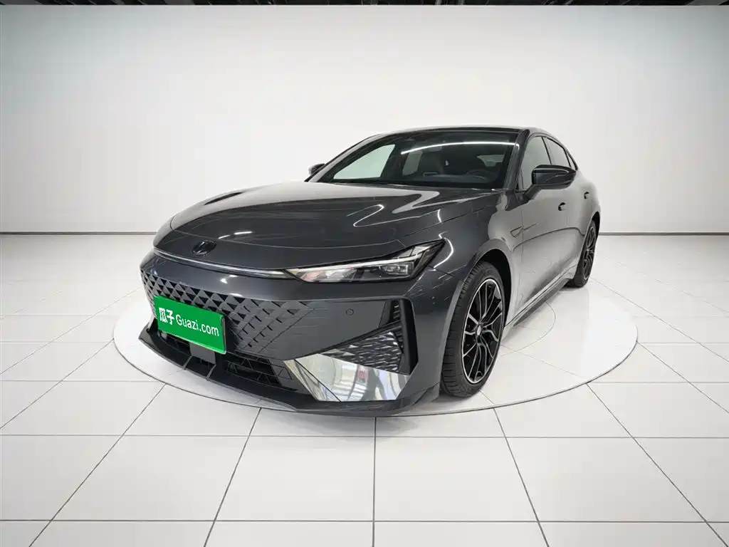 Changan UNI-V 2024