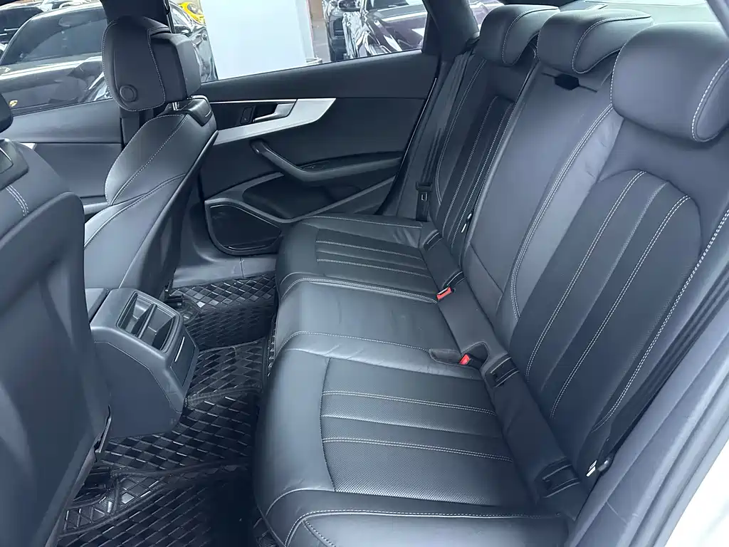 Audi A4L — фотографии объявления, Фото 11