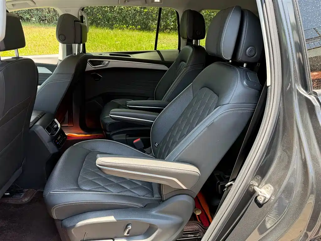 Volkswagen Talagon 530TSI 4WD Flagship Victory Realm Edition Pro 6 seats, фото 10