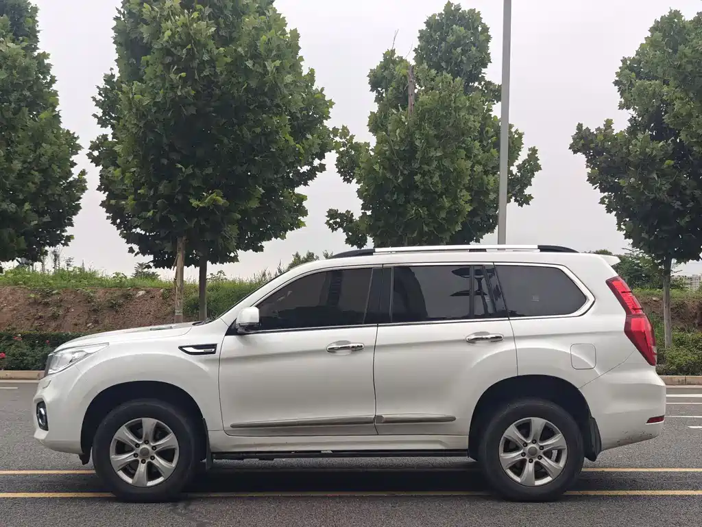 Haval H9 2017 2.0T Premium 5 мест