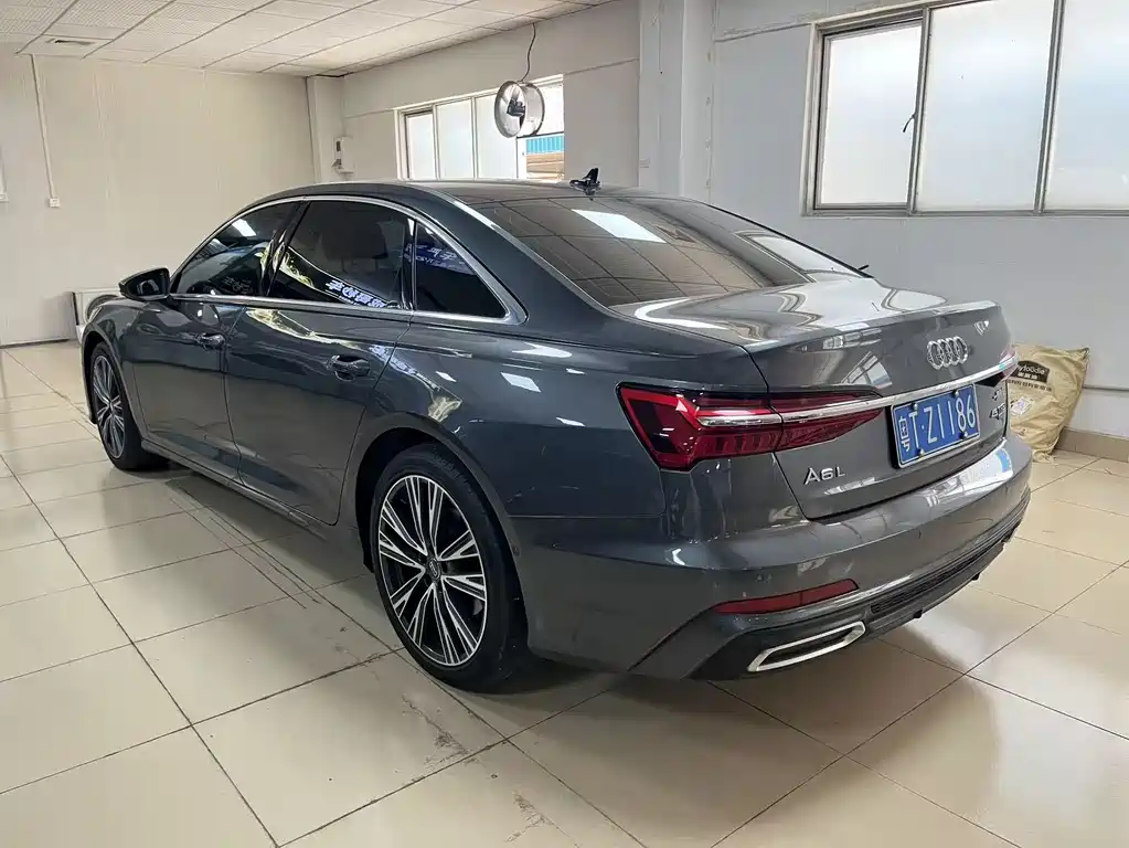 Audi A6L — миниатюра 5
