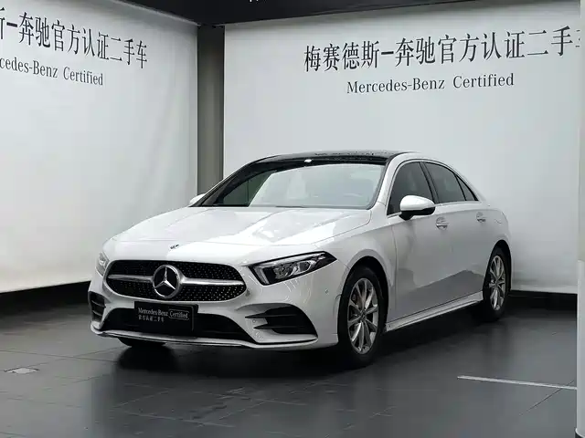 MERCEDES-BENZ  A CLASS