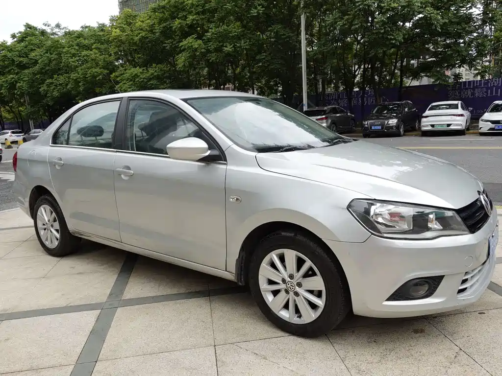 Volkswagen Jetta 2013 1.6L AT Comfort