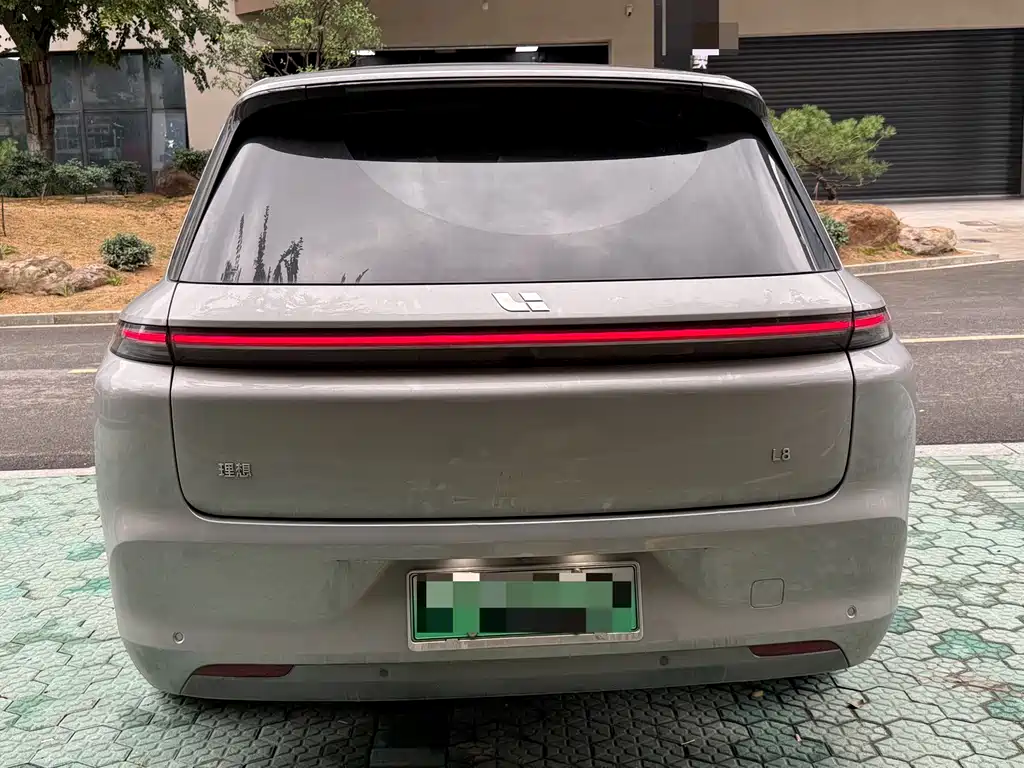Li Auto Li L8 — миниатюра 16