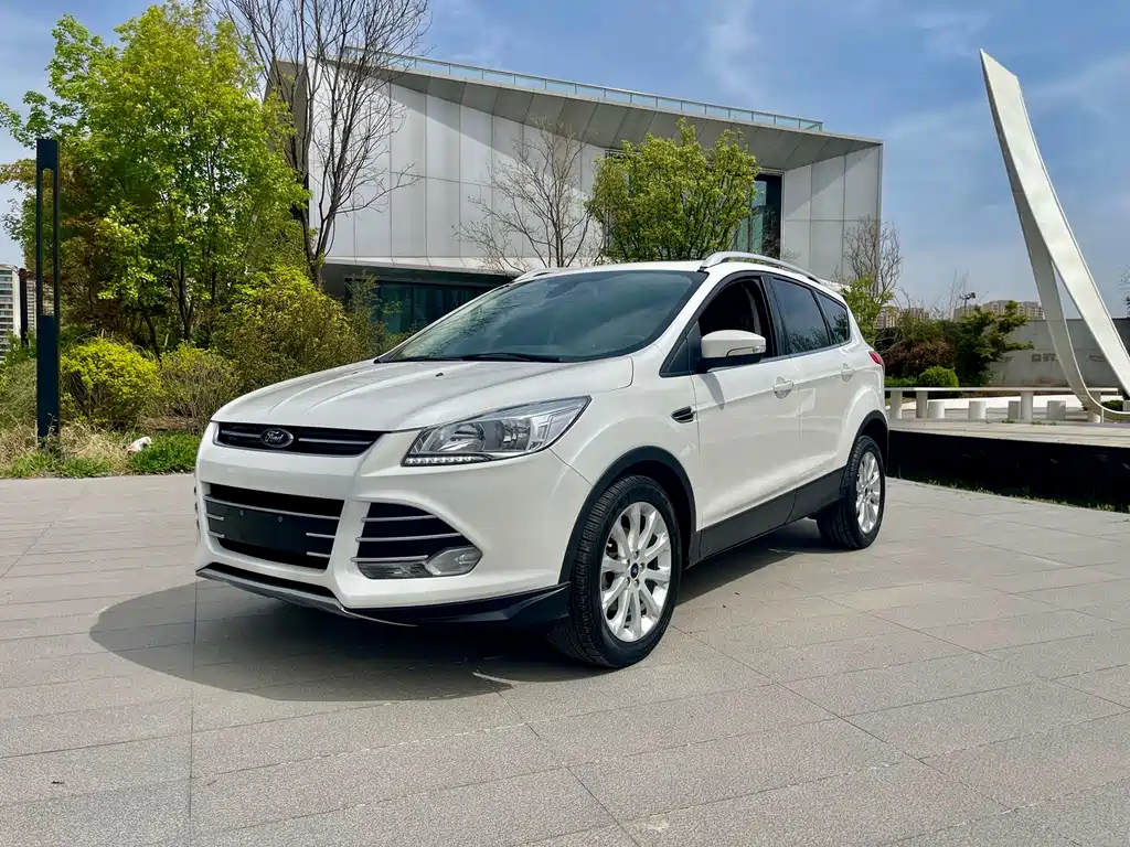 Ford Kuga 2016