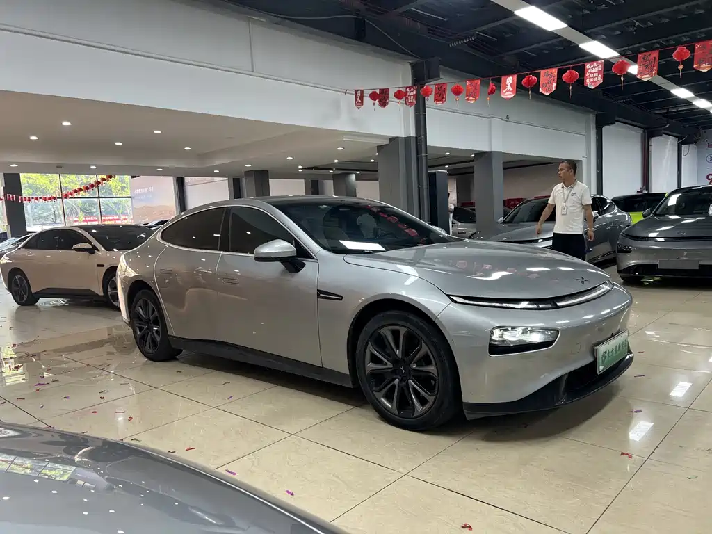 XPeng P7 — миниатюра 3