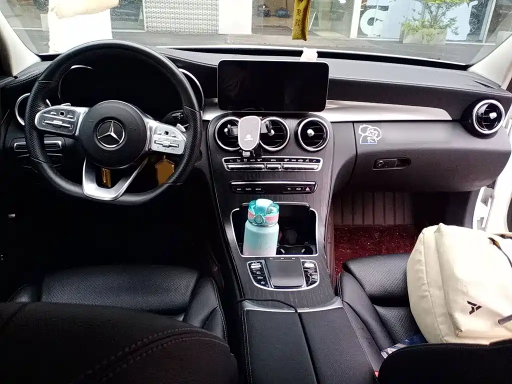 Mercedes-Benz C-Class — миниатюра 13