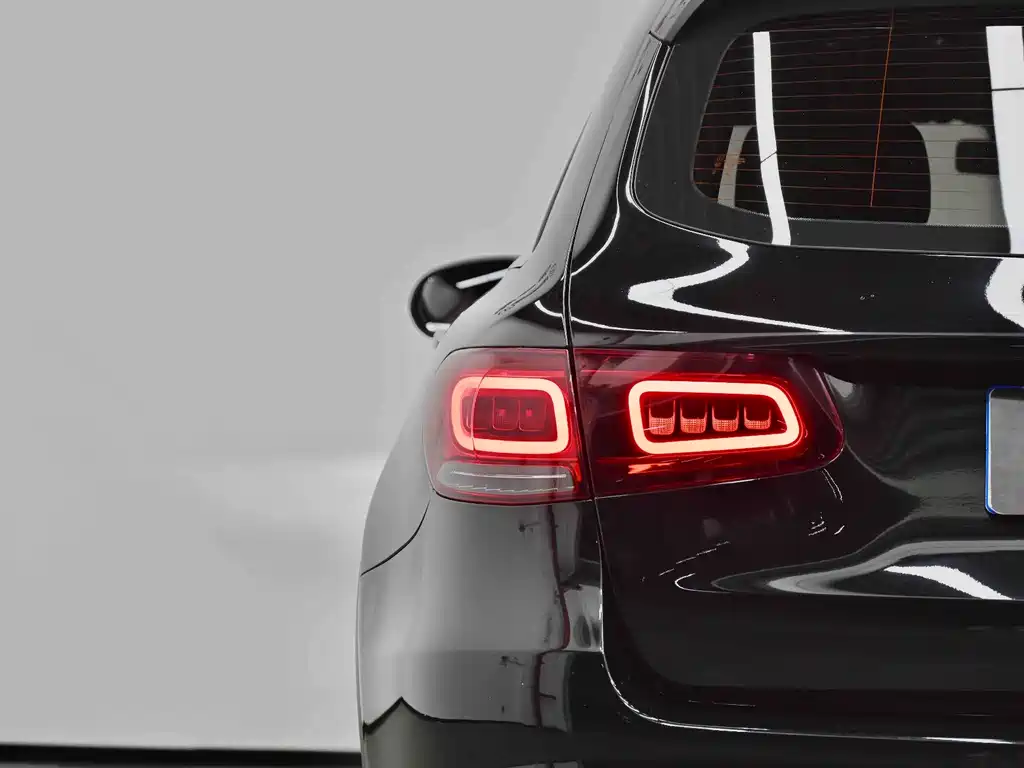 Mercedes-Benz GLC — миниатюра 4