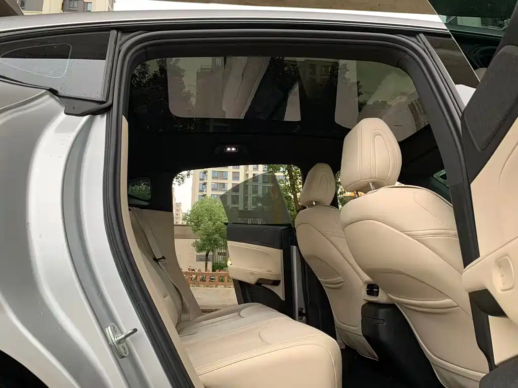 XPeng G6 — миниатюра 32