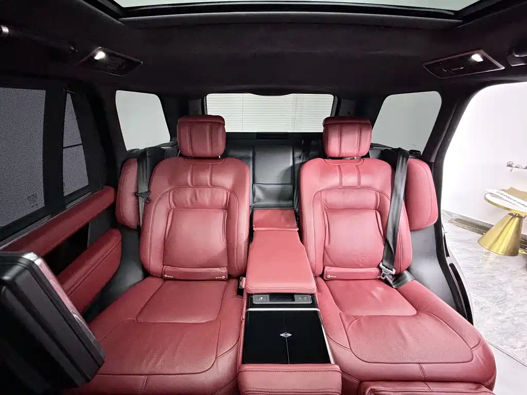 Land Rover Range Rover — миниатюра 23