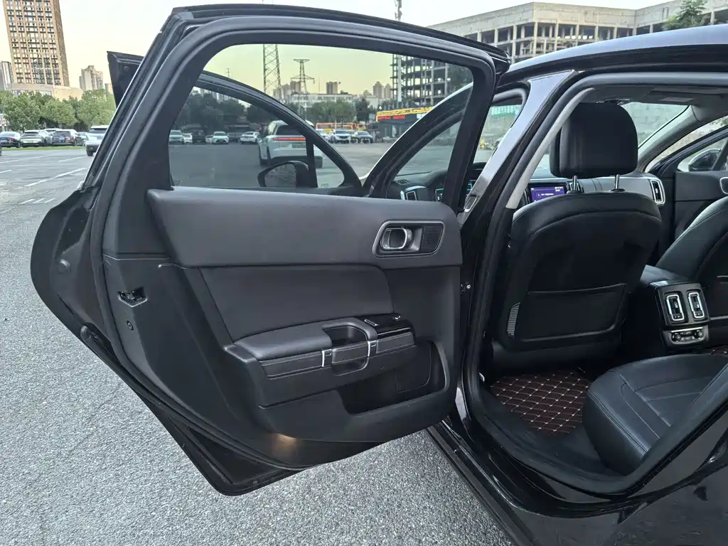 Citroen C6 — миниатюра 24