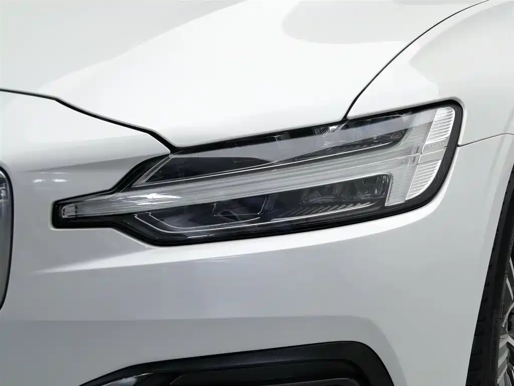 Volvo S60 2021 T4 Luxury