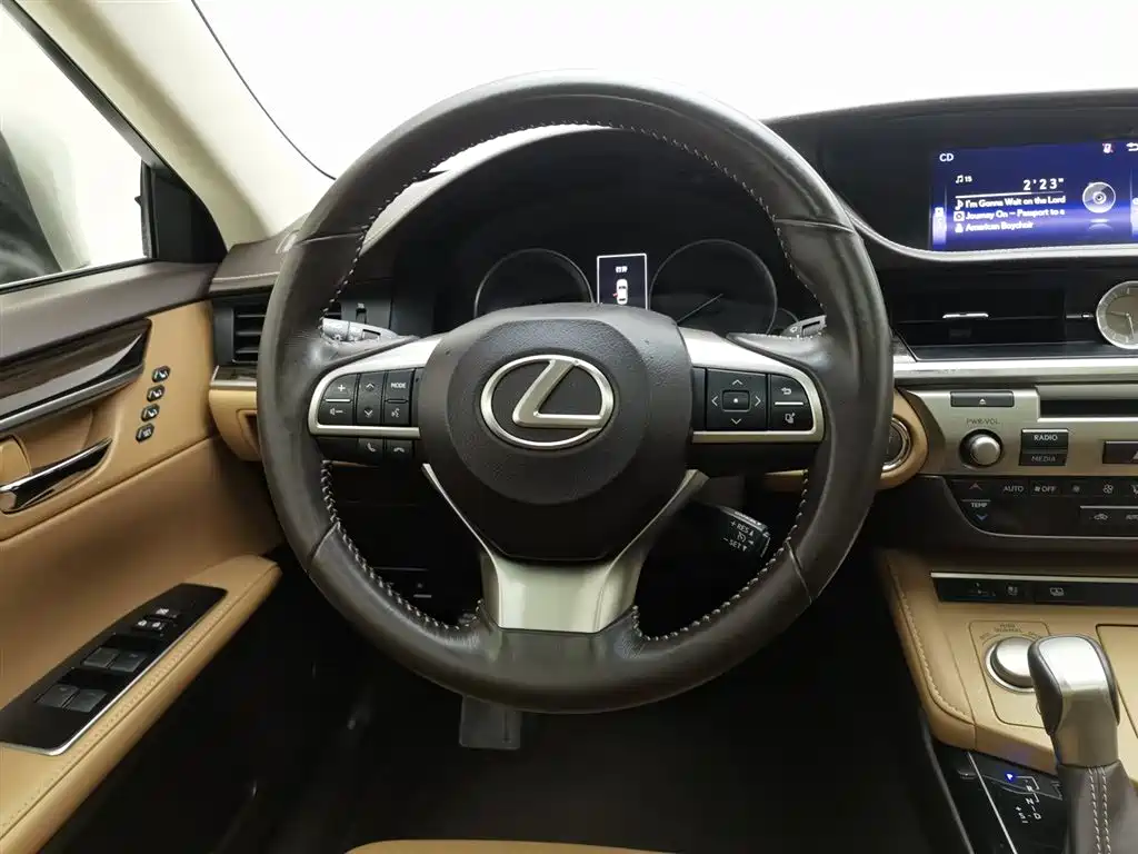 Lexus ES — фотографии объявления, Фото 11
